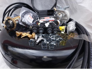 Комплект ГБО 4 Stag Q-Box PLUS/ред.KME Silver/AEB + баллон 42л. Комплект ГБО 4 Stag Q-Box PLUS/ред.KME Silver/AEB + баллон 42л.